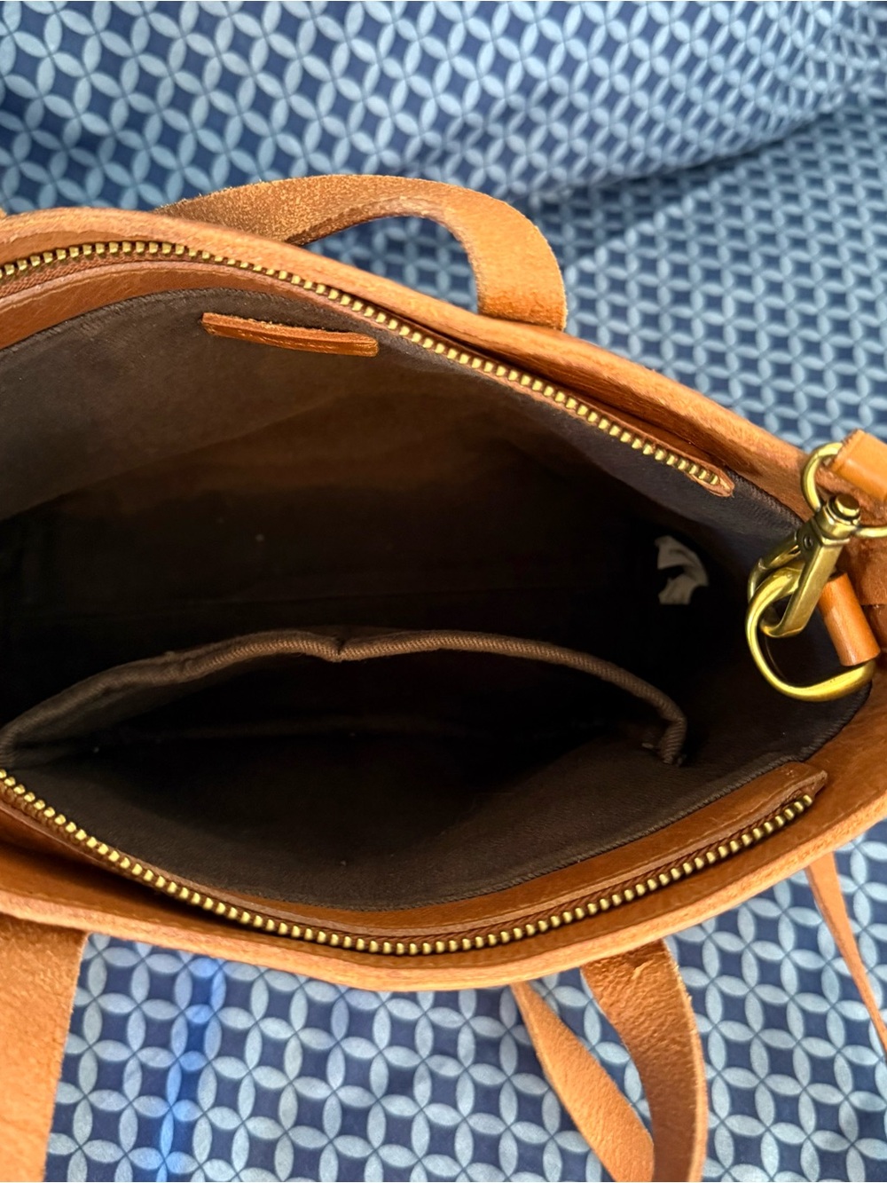 Madewell Tan Leather Transport Crossbody Tote with Top Handles & Removable Strap - Picture 9 of 10